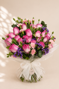 Bouquet com Rosas Rosa, Cravineas e Estatice